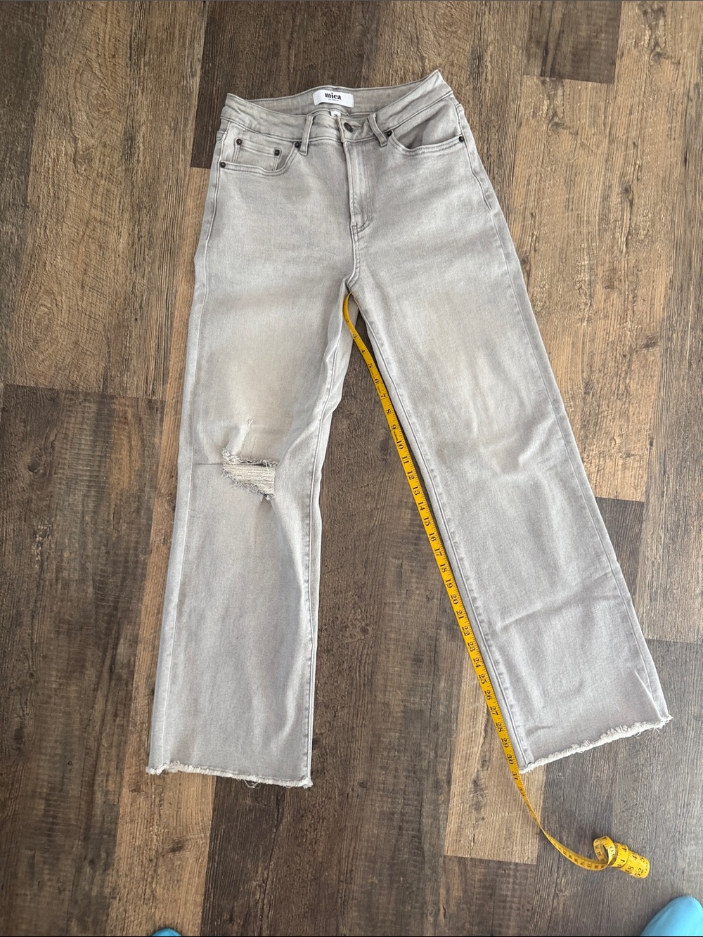 Mica Women's Straight Leg Jeans in Muted Gray with Distressed Knee 3/26